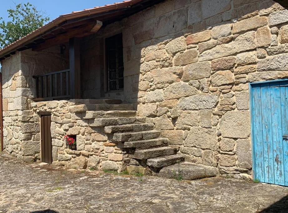 Casa De Campo Con Piscina, Entera O Por Habitaciones Amoeiro Kültér fotó