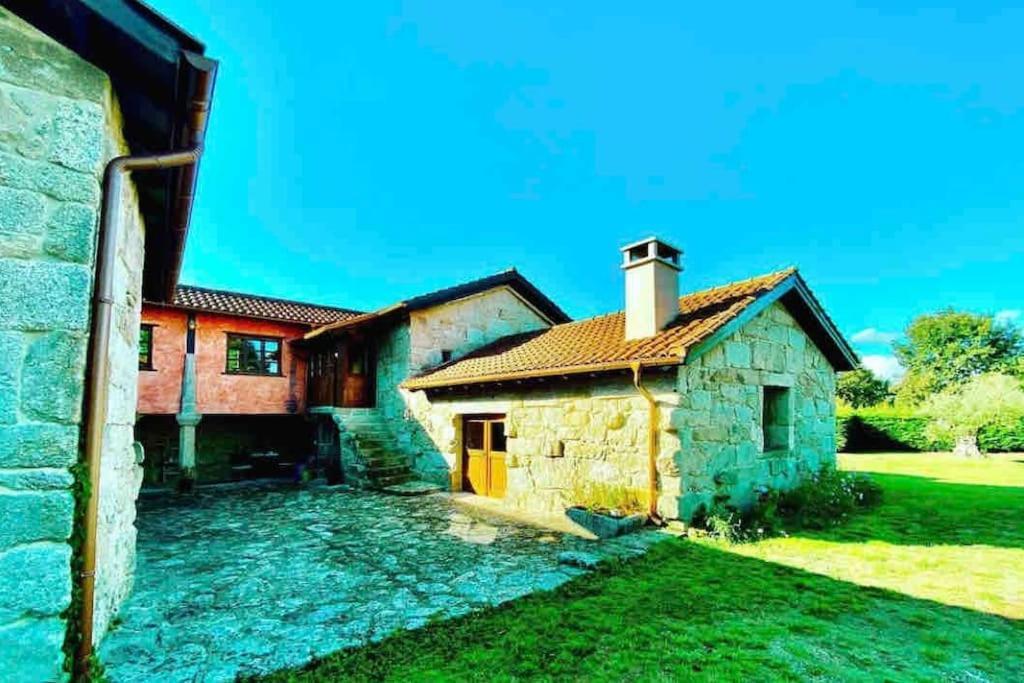 Casa De Campo Con Piscina, Entera O Por Habitaciones Amoeiro Kültér fotó