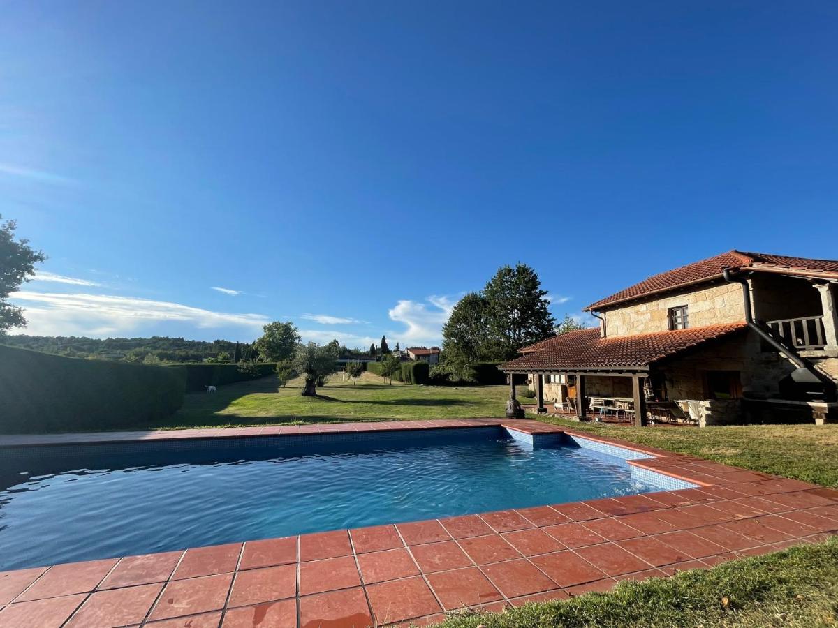 Casa De Campo Con Piscina, Entera O Por Habitaciones Amoeiro Kültér fotó